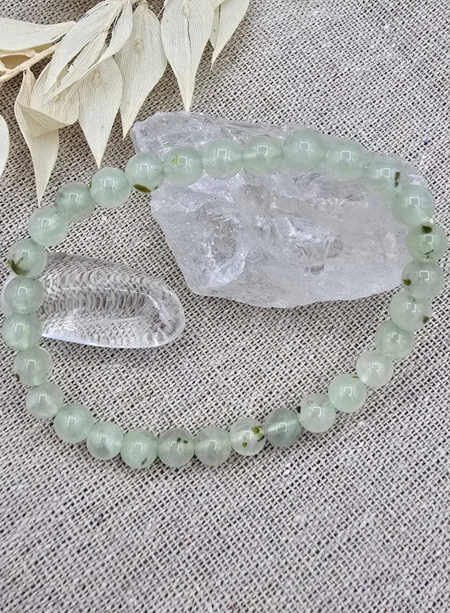Prehniet kogelarmband 6mm