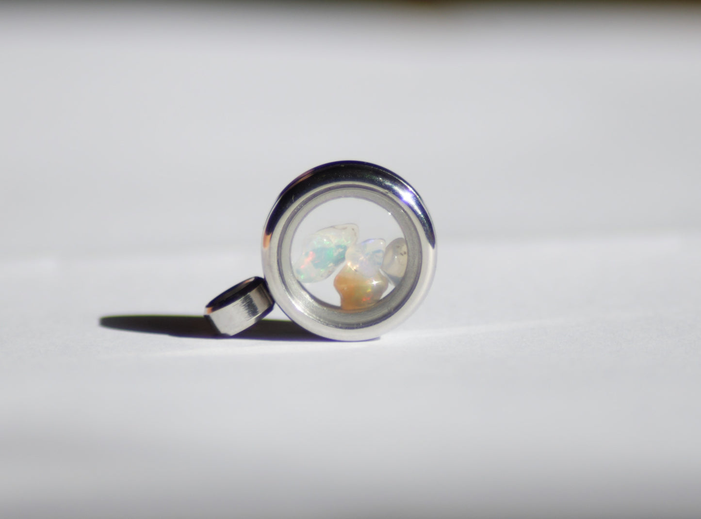 Glazen hanger zilver met Ethiopisch opaal