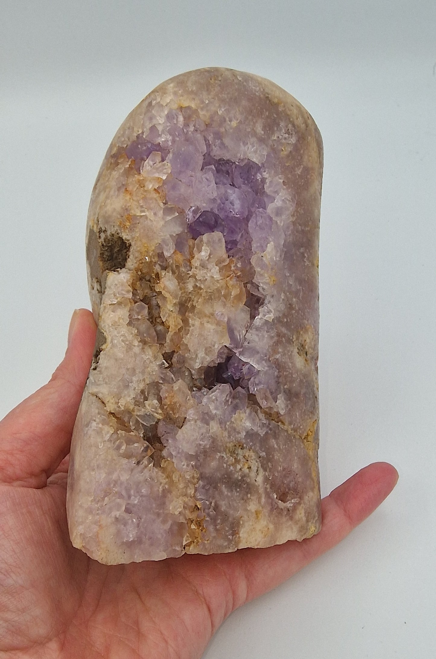 Roze amethist sculptuur