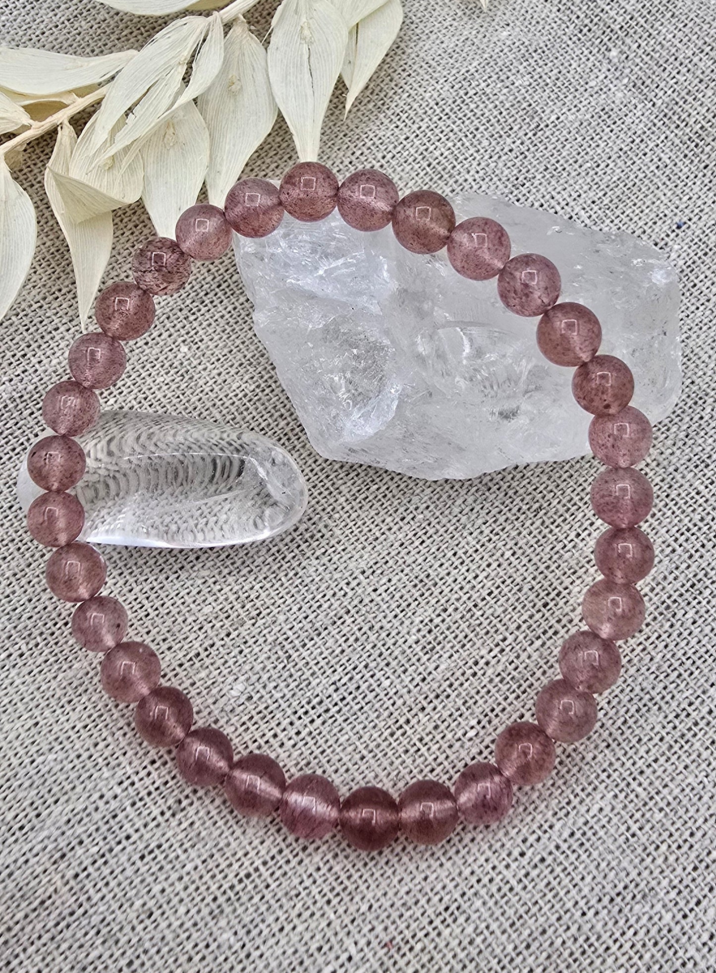 Aardbeienkwarts kogelarmband 6mm